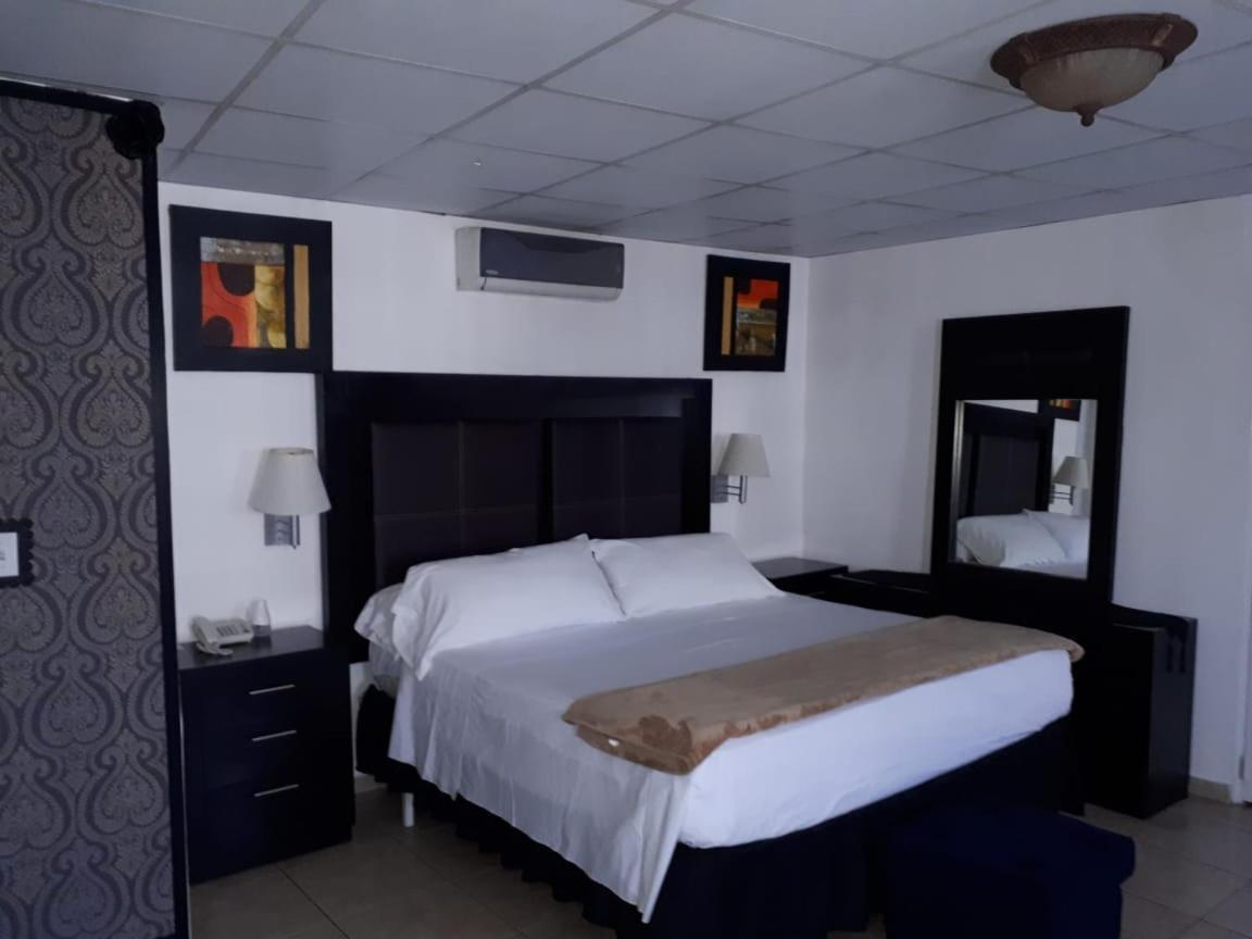 Hotel California Panama Eksteriør billede